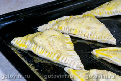 Слойки с курицей и сыром Слойки с курицей и сыром