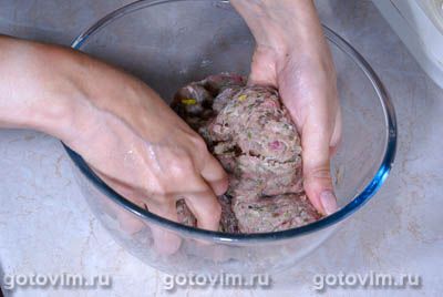 Тортеллини с мясной начинкой в томатном соусе