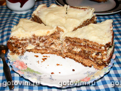 Торт медовый с грецкими орехами
