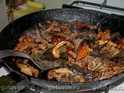 Запеканка из говядины с грибами и картофельной корочкой Запеканка из говядины с грибами и картофельной корочкой