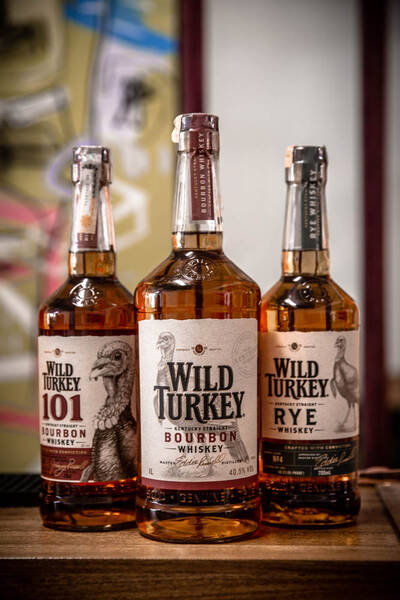 ����� ������  (wild turkey)