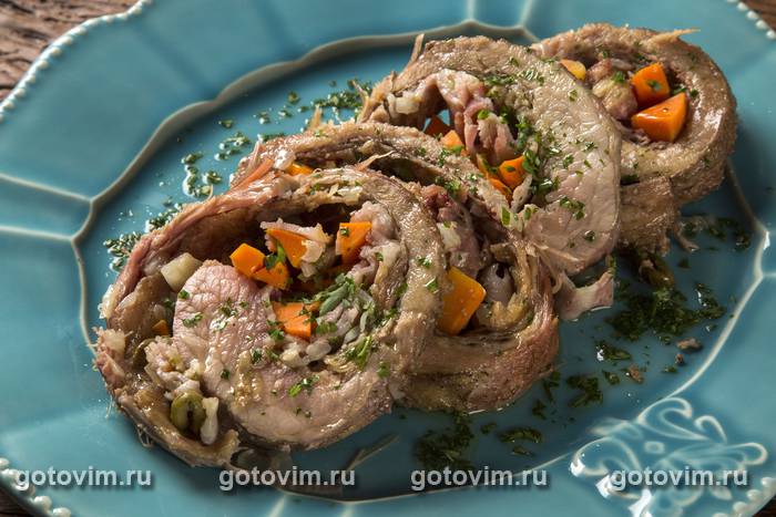 Вареный рулет из говядины с овощами (Matambre) Вареный рулет из говядины с овощами (Matambre)