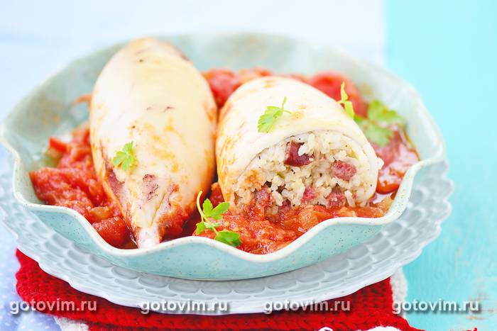 Кальмары, фаршированные окороком Кальмары, фаршированные окороком