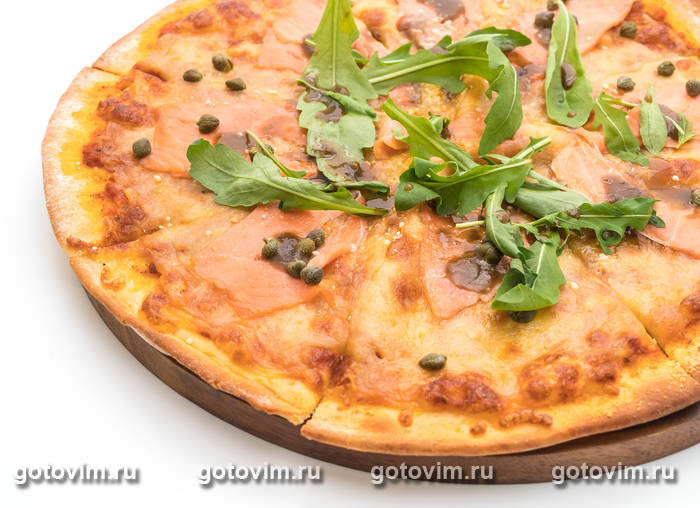 Пицца с семгой и руколой Пицца с семгой и руколой