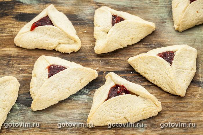 Хоменташен с черносливом Хоменташен с черносливом