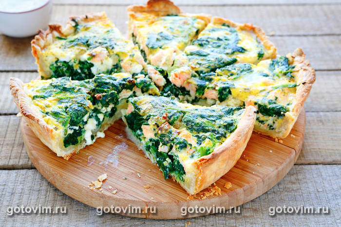 Киш с пряной начинкой из сыра и шпината Киш с пряной начинкой из сыра и шпината