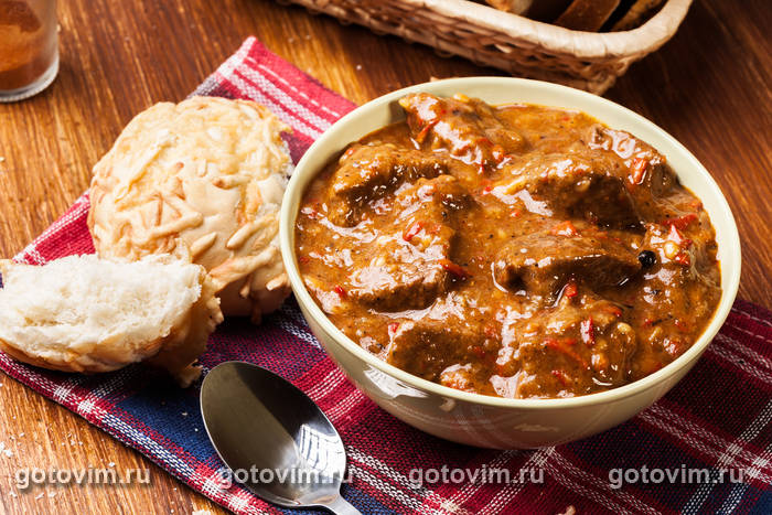 Яхния из баранины с кабачками Яхния из баранины с кабачками