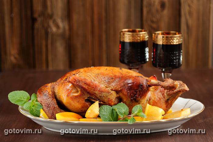 Утка с финиками и айвой Утка с финиками и айвой