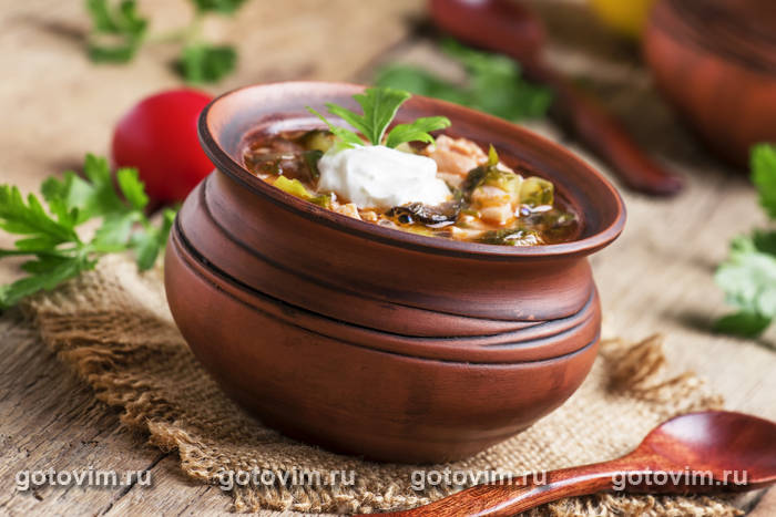 Солянка с охотничьими колбасками Солянка с охотничьими колбасками