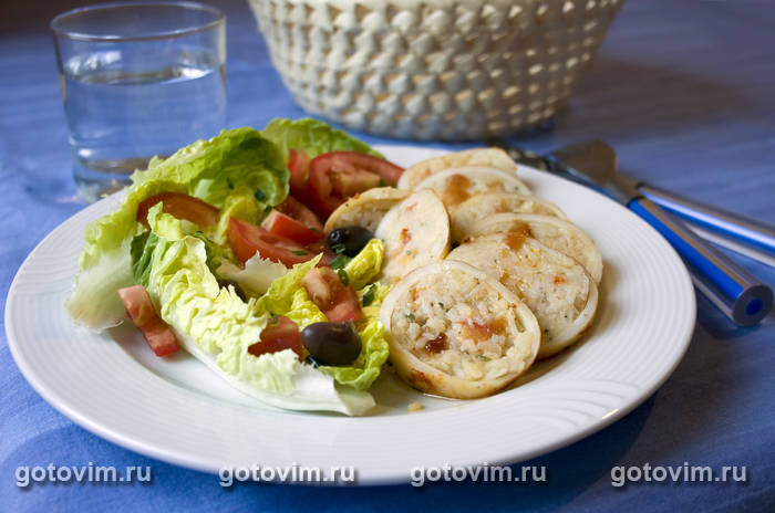 Кальмары, фаршированные рисом, луком и яйцом Кальмары, фаршированные рисом, луком и яйцом