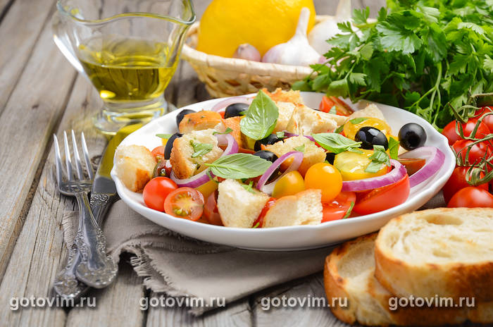 Панцанелла с маслинами Панцанелла с маслинами