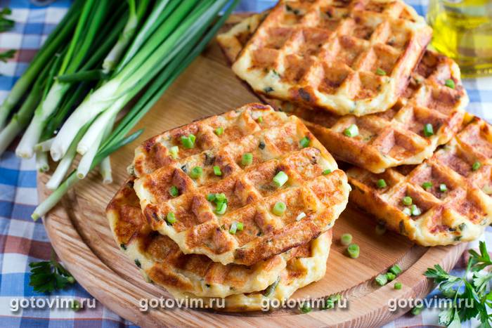 Вафли с сыром и зеленью Вафли с сыром и зеленью