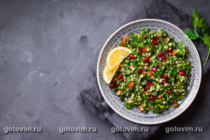 Табуле с овощами и зернами граната Табуле с овощами и зернами граната