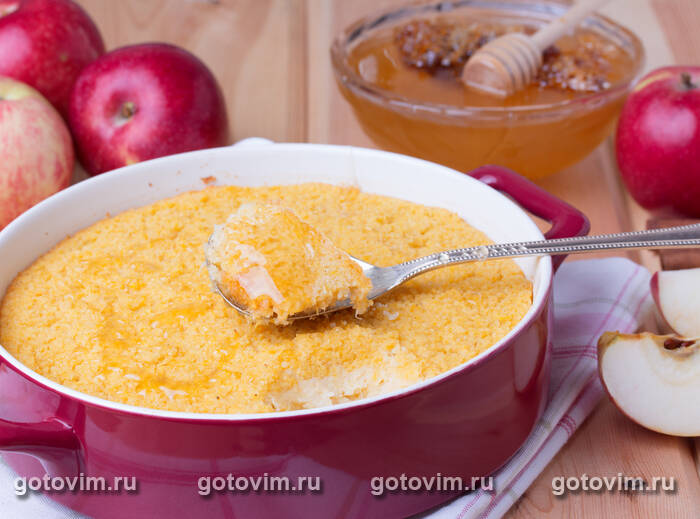 Кодафа по-иерусалимски - творожная запеканка с кус-кусом и медом (Jerusalem kodafa honey cake) Кодафа по-иерусалимски - творожная запеканка с кус-кусом и медом (Jerusalem kodafa honey cake)