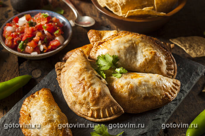 Эмпанадас с мясной начинкой пикадильо Эмпанадас с мясной начинкой пикадильо