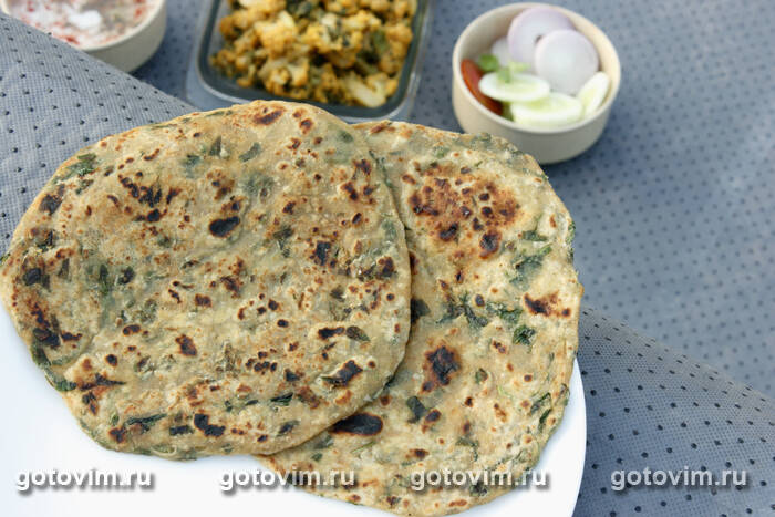 Пшеничные лепешки Метхи Тхепла (Methi Thepla) Пшеничные лепешки Метхи Тхепла (Methi Thepla)
