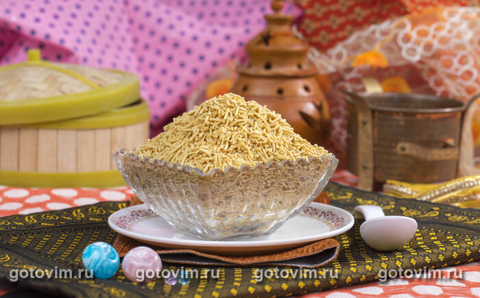 Закуска из хрустящего картофеля Алу Буджия (Aloo bhujia) Закуска из хрустящего картофеля Алу Буджия (Aloo bhujia)