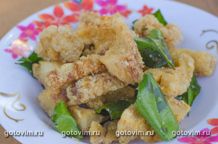 Чичаррон - закуска из хрустящей свиной шкурки (Chicharrón) Чичаррон - закуска из хрустящей свиной шкурки (Chicharrón)