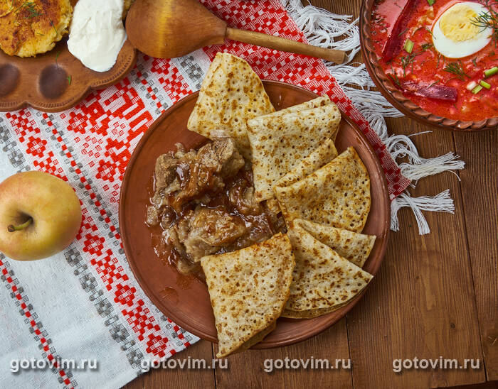 Белорусская мачанка с блинами Белорусская мачанка с блинами