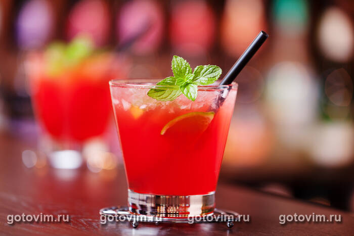 Коктейль с ромом «Май Тай» (Mai Tai) Коктейль с ромом «Май Тай» (Mai Tai)