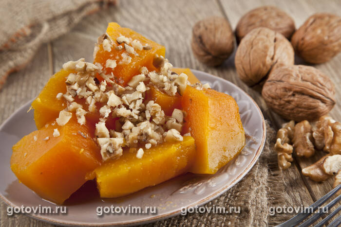 Кабак татлысы - турецкий десерт из тыквы с орехами Кабак татлысы - турецкий десерт из тыквы с орехами