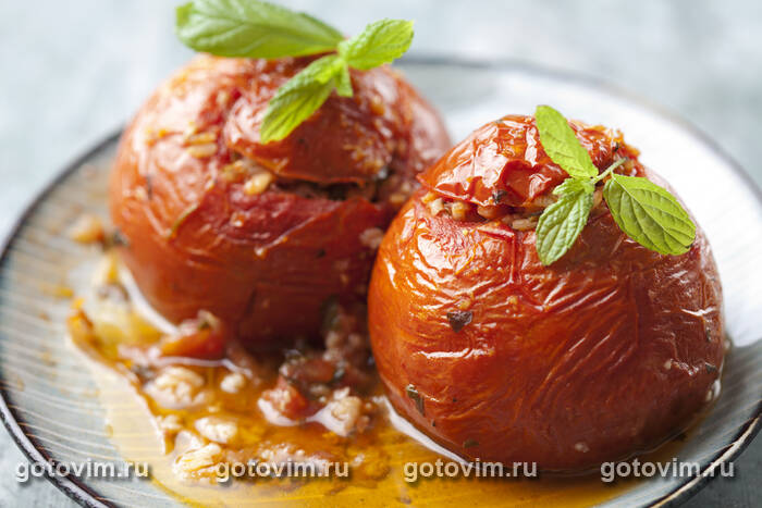 Фаршированные рисом помидоры по-гречески (Доматес гемистес) Фаршированные рисом помидоры по-гречески (Доматес гемистес)