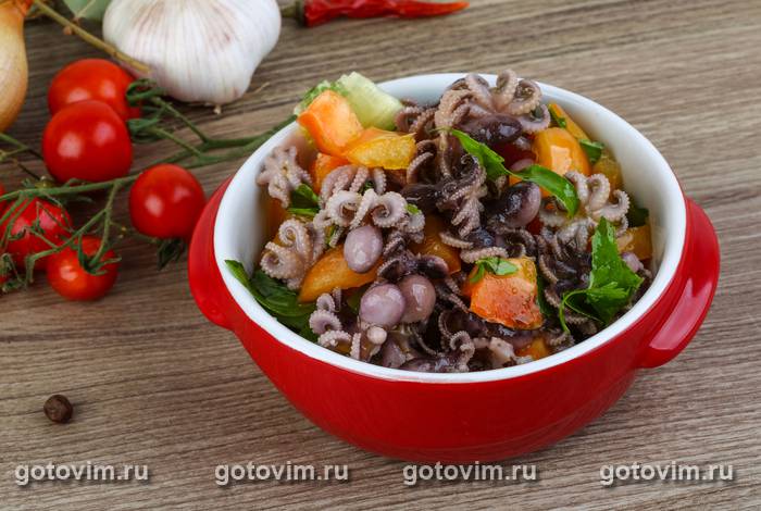 Салат из маринованных осьминогов Салат из маринованных осьминогов