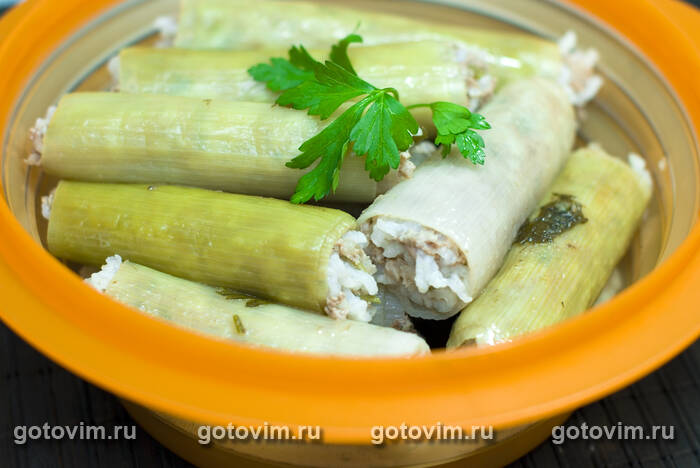 Лук-порей, фаршированный рисом и мясом Лук-порей, фаршированный рисом и мясом