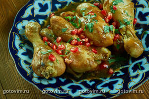 Фесенджан - рагу из курицы в гранатовом соусе с грецкими орехами (Fesenjoon)