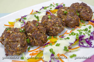Котлетки кебабы, тушенные в пряном томатном соусе (Muthi Kababs) 