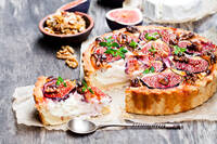 Тарт с инжиром, орехами и козьим сыром (Tarte aux Figues)