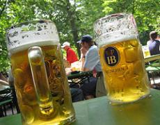 Отдельно упомянем биргартены (Biergarten) 