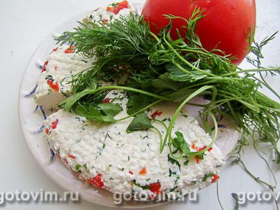 Фотография рецепта Адыгейский сыр с перцем и зеленью в домашних условиях