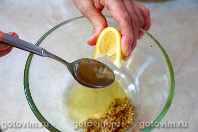 Баклажаны и перцами, обжаренные на сковороде в горчично-медовом соусе, Шаг 05