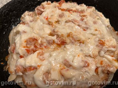 Блинный мясной пирог с сыром моцарелла и соусом бешамель, Шаг 10