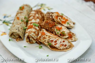 Закусочные блины с паштетом из форели и красной икры. Фото-рецепт