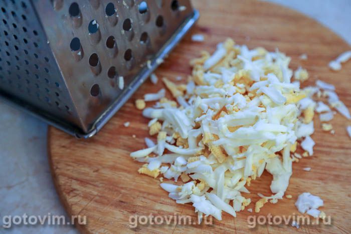 Блинный пирог-улитка с курицей и сыром, Шаг 06