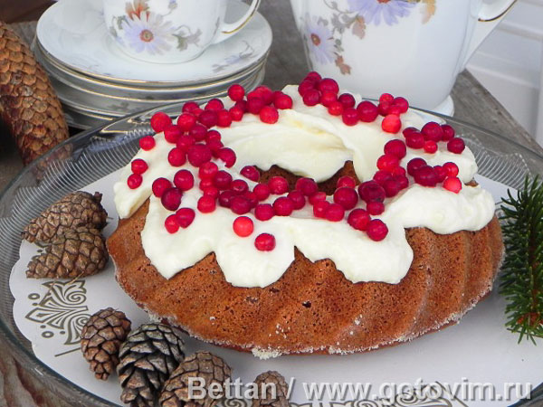 Шведский пряничный кекс с брусникой. Фотография рецепта