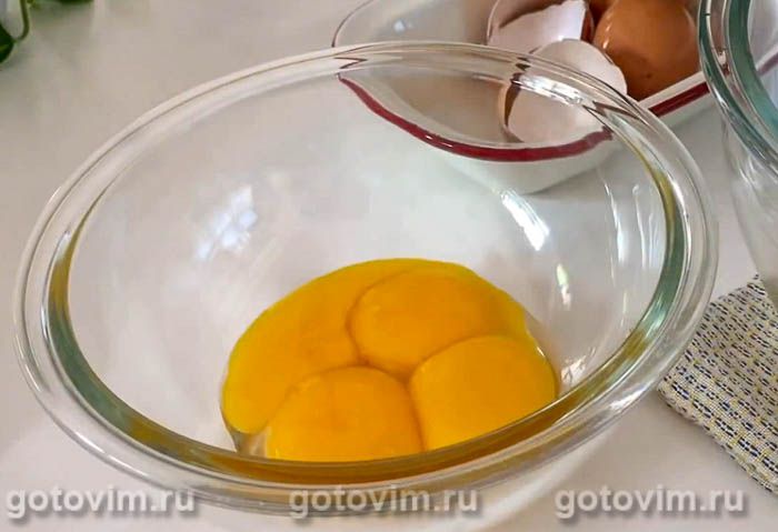   ,  02