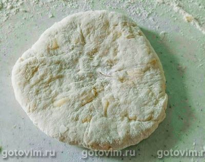 Сырные лепешки на кефире с колбасой, Шаг 06