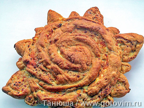 Сырный пирог «Ярило» на картофельном тесте. Фотография рецепта