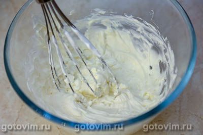 Десерт из сырного крема с итальянской меренгой и печеньем, Шаг 02