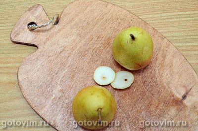 Печеные груши с орехами и изюмом в сахарном сиропе, Шаг 01