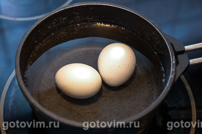 Яйца, фаршированные крабовыми палочками VIČI, Шаг 01