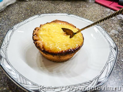   - (Hong Kong Style Egg Tarts). -