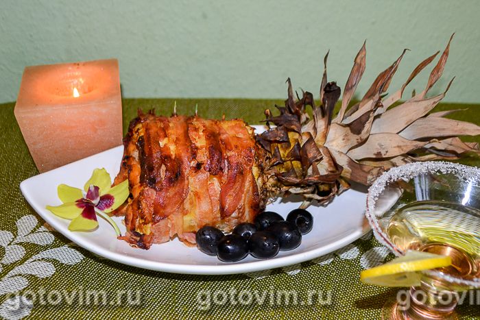 Фаршированный мясом ананас. Фотография рецепта