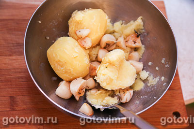 Фокачча из картофельного теста с печеным чесноком, Шаг 03