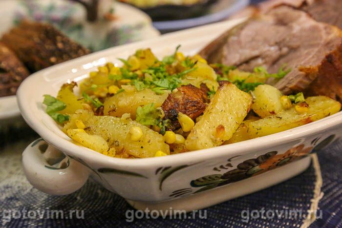 Гарнир из картофеля с кукурузой. Фотография рецепта