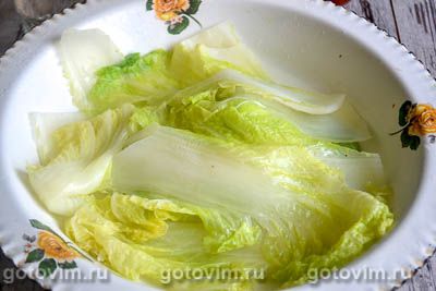 Голубцы из пекинской капусты с фаршем и гречкой в томатно-сметанном соусе, Шаг 01