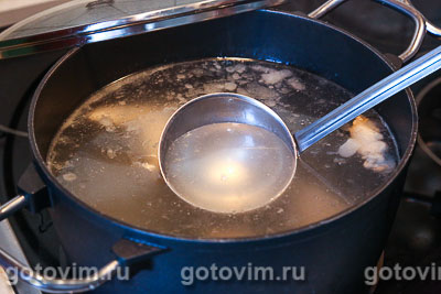 Куриный суп с сушеными грибами и вермишелью, Шаг 02